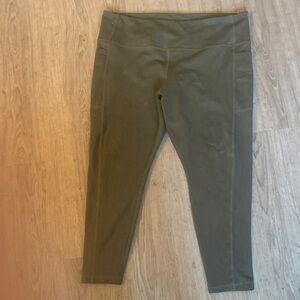 Danskin Kids Leggings in Forest Green